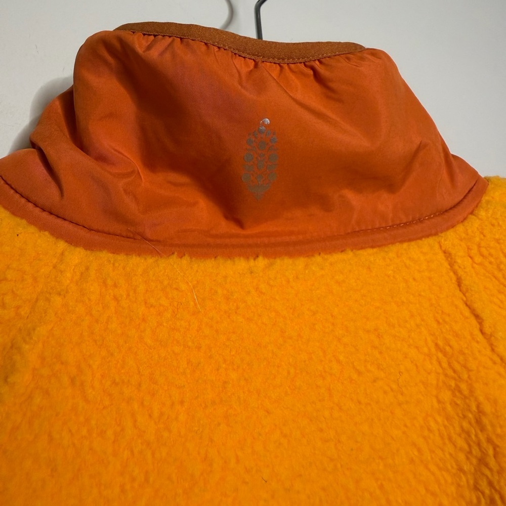 Free People Hit The Slopes Colorblock Fleece Pullover in Orange Combo - Picture 5 of 5